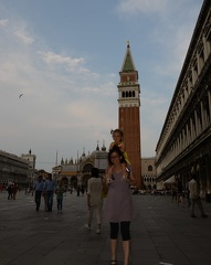 Erynn and Greta - Piazza San Marco4